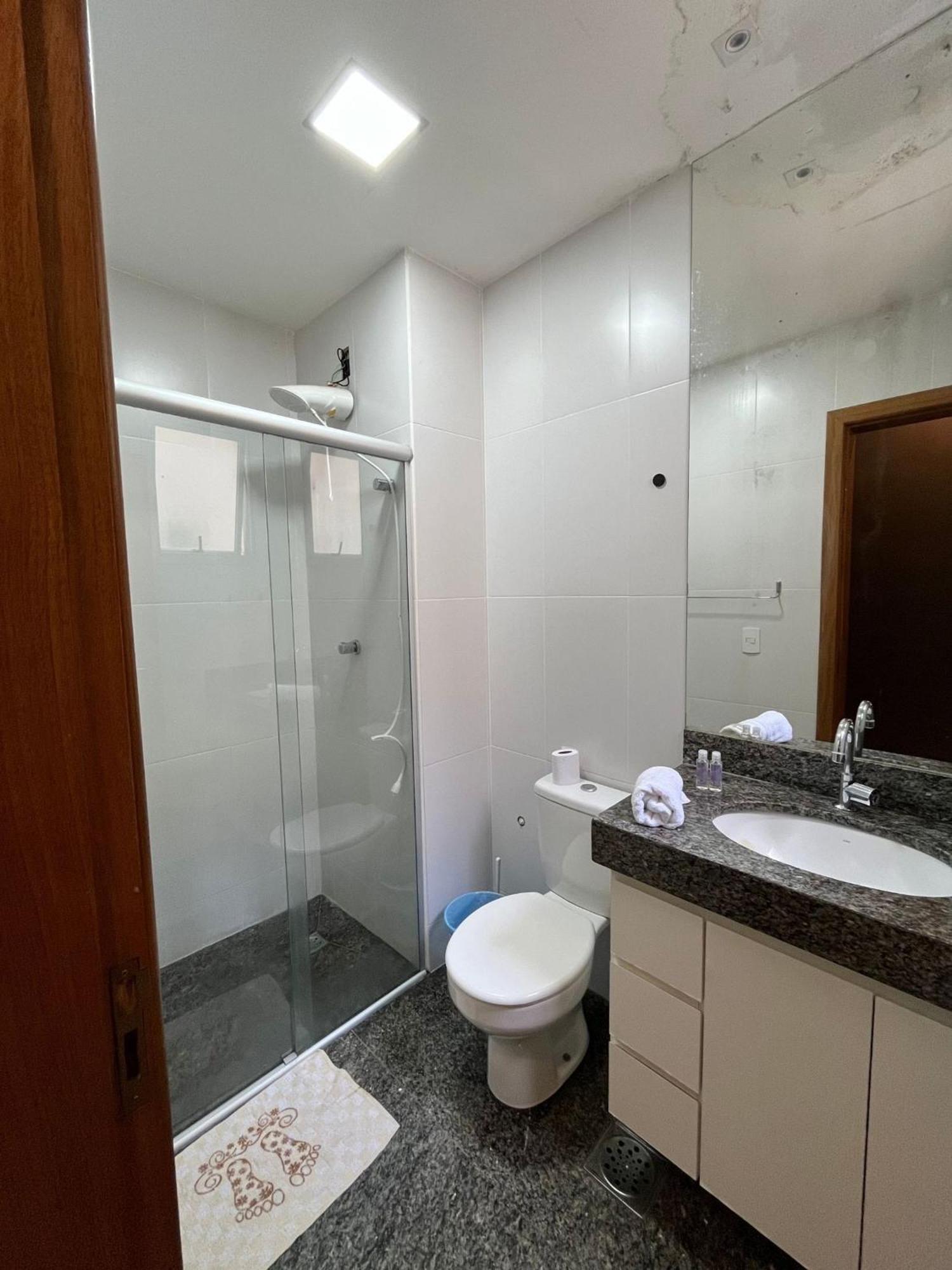 Lk Grajau 2 Apartment เบโลโอรีซอนชี ภายนอก รูปภาพ